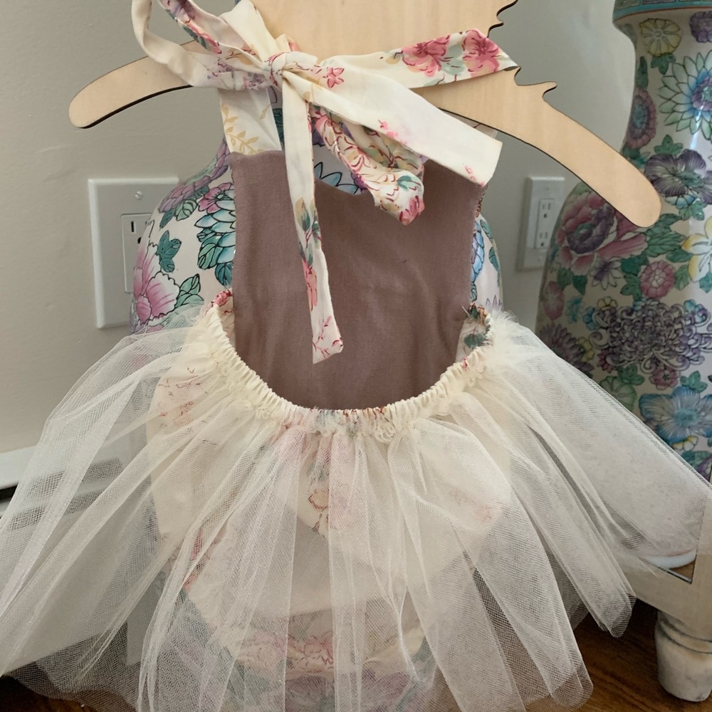Babygirl flower romper - Picture 2 of 2